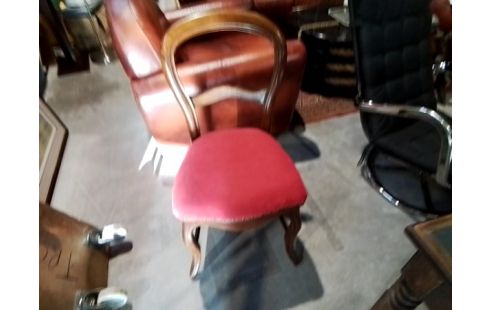 CHAISE BOIS TISSU ROUGE