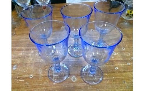 LOT DE 5 VERRES BLEUS