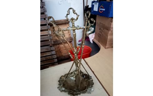 SERVITEUR DE CHEMINEE