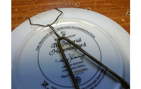 ASSIETTE DECO ROYAL DOULTON OISEAU AVEC FLEURS