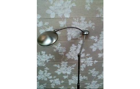 LAMPADAIRE METAL MODULABLE