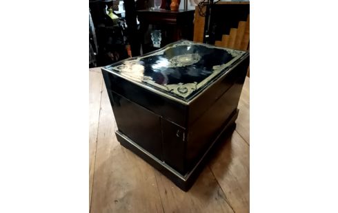 CAVE A LIQUEUR NAPOLÉON III  + CLEF