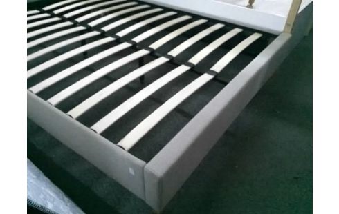 LIT MODERNE AVEC LATTES 140x190