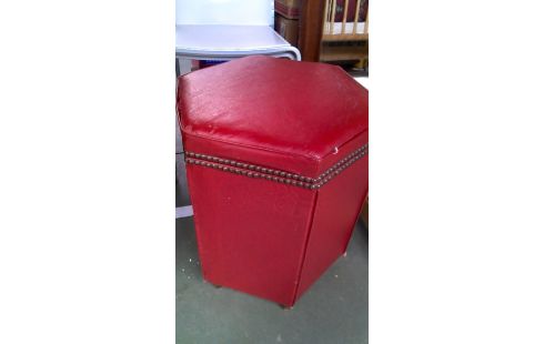 POUF ROUGE SIMILI CUIR HEXAGONAL