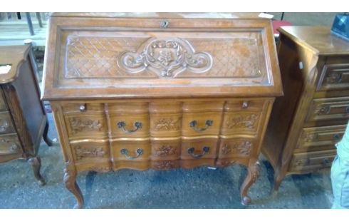 SECRETAIRE CHENE SCULPTE