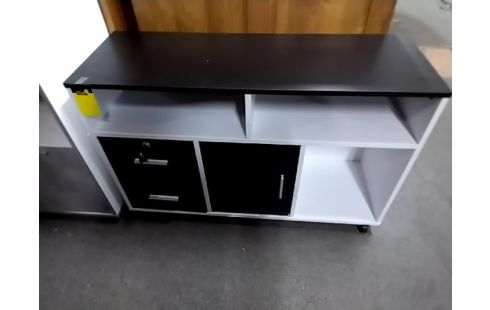 MEUBLE D'APPOINT Noir blanc 2t 1p en melaminė avec clec