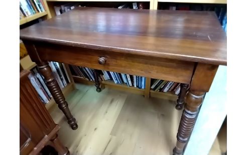 BUREAU 1'T BOIS PIEDS TOURNÉS