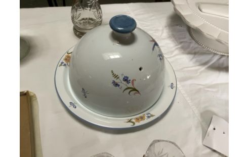 ASSIETTE + COUVERCLE MOUSTIER