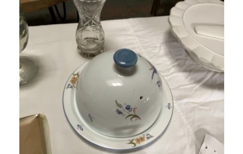 ASSIETTE + COUVERCLE MOUSTIER