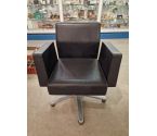 FAUTEUIL VINTAGE NOIR ET CHROME