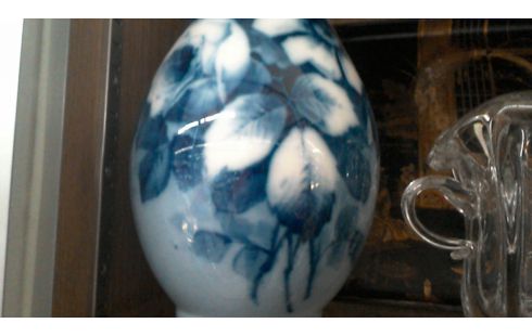 VASE LIMOGES MICHELAUD SIGNE MORYS