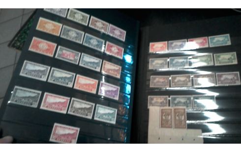 IMPORTANT ALBUM TIMBRES COLLECTION