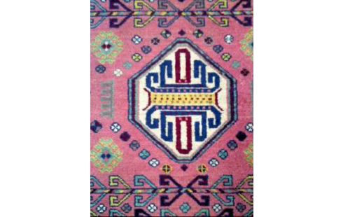 LÄUFER ORIENTAL. LACHSF./GRÜN GEOMETR.