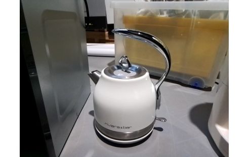 BOUILLOIRE RIVERA ET BAR