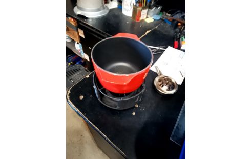 POELON A FONDUE + ACC RES