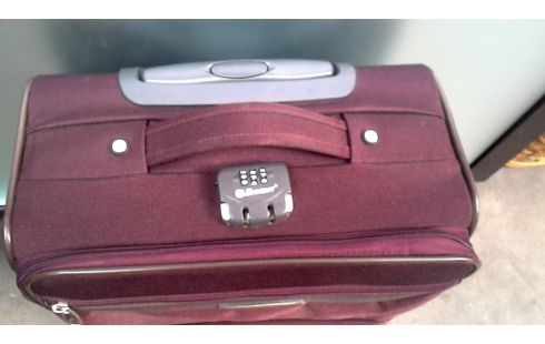 MALLE COFFRE BORDEAUX TISSU