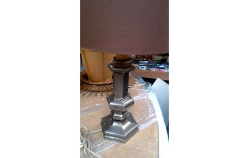LAMPADAIRE ARGENTE HEXAGONAL BRUN