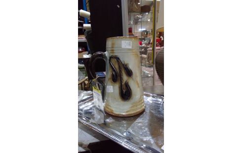 CRUCHE SIGNÉ GUERIN