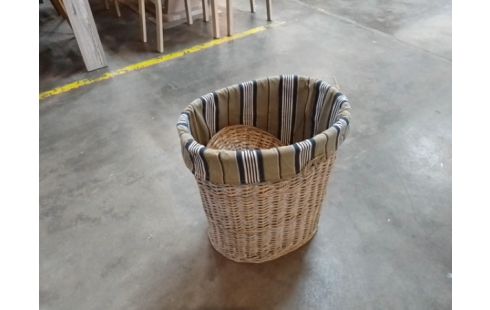 CORBEILLE A LINGE
