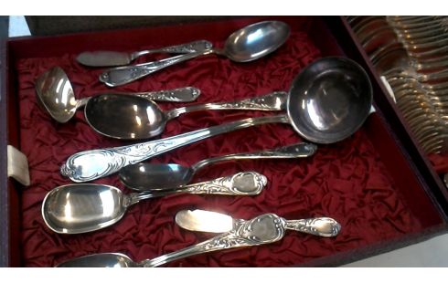 COUVERT ARGENTE STYLE LOUIS XV