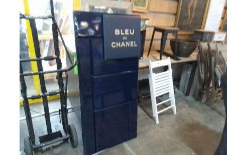 PRESENTOIR PARFUMS BLEU CHANEL