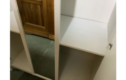 ARMOIRE 3 PORTES BLANCHES + PENDERIE