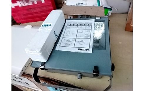 SPOT EXTERIEUR + AMPOULE RES2