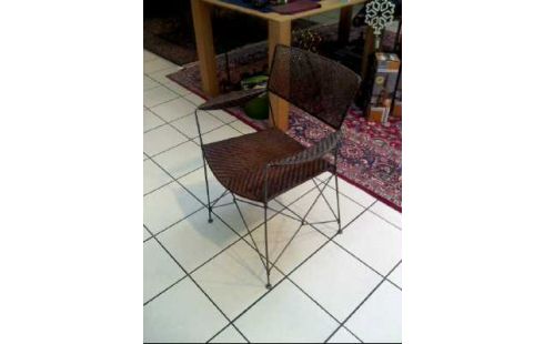 STUHL M. ARMLEHNE RATTANOPTIK METALL