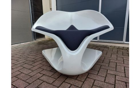 FAUTEUIL FLORIAN GYPSER MODÈLE PANTA RHEI PROTOTYPE LIMITÉ À 3 EXEMPLAIRE