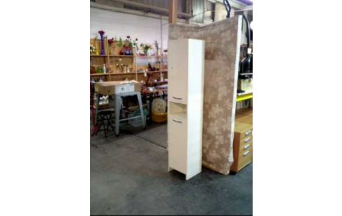 BADEZ. SCHRANK HOLZ WEIß 2 T. 1 FACH 6 E.