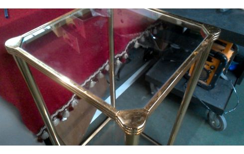 MUEBLE AUXILIAR HIELO LATÓN