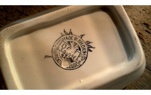 POT A EAU ART NOUVEAU ECRU OR