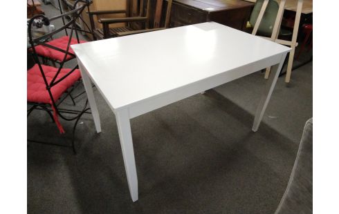TABLE RECTANGULAIRE SAPIN BLANCHE