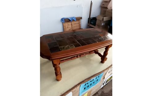 TABLE BASSE CARRELEE