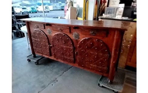 BAHUT BAS 3 PORTES / 3 TIROIRS ST MÉDIÉVAL