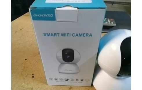 CAMERA SMART WIFI (AVEC BOITE ET NOTICE)