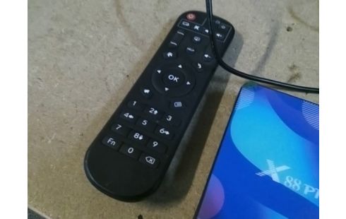 BOITIER TV ANDROID X88 PRO 10 (AVEC TELECOMMANDE)