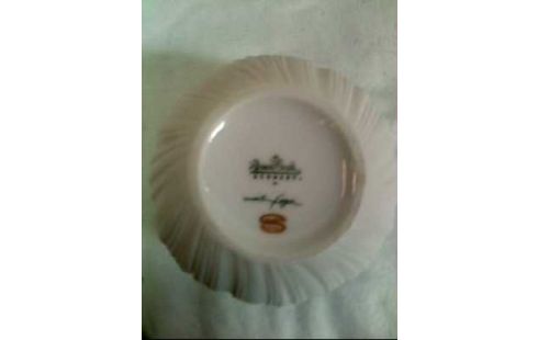 VASE RUND PORZ. WEISS KL. <ROSENTHAL>