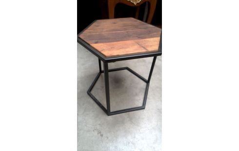 TABLE D'APPOINT HEXAGONAL