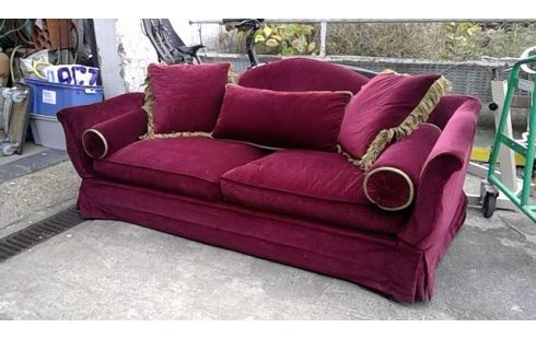 BANQUETTE EN VELOURS