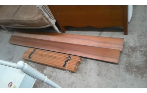 LIT  90-190 CM  + SOMMIER LATTES DEPLIEE