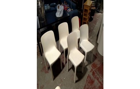 TABLE ARTEMIDE VICO MAGISTRETTI ABS CREME