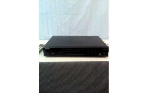 CD-PLAYER <ONKYO> DX-7355