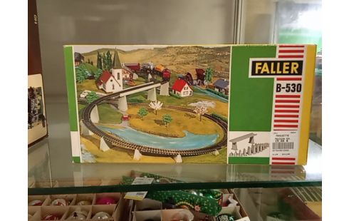 MAQUETTE MAISON EN BOITE maison