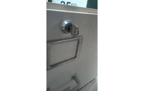 SCHREIBTISCH-SCHUBLADENREGAL