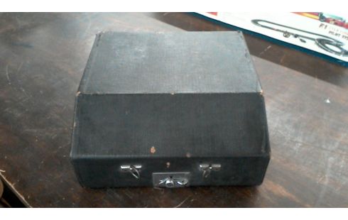 MÁQUINA DE ESCRIBIR