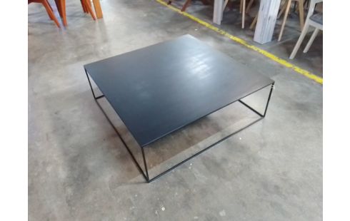 TABLE BASSE METAL NOIR CARRÉ