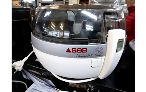 FRITEUSE ELECTRIQUE SANS HUILE SEB