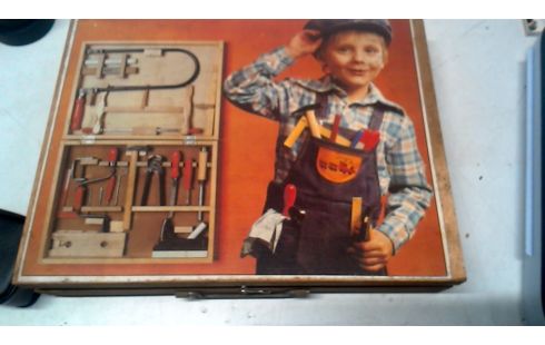 GEREEDSCHAPKOFFER  KINDER/VINTAGE