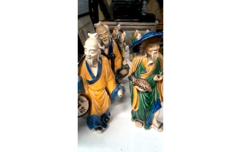 GROEP VAN 3 CHINEES PORSELEIN